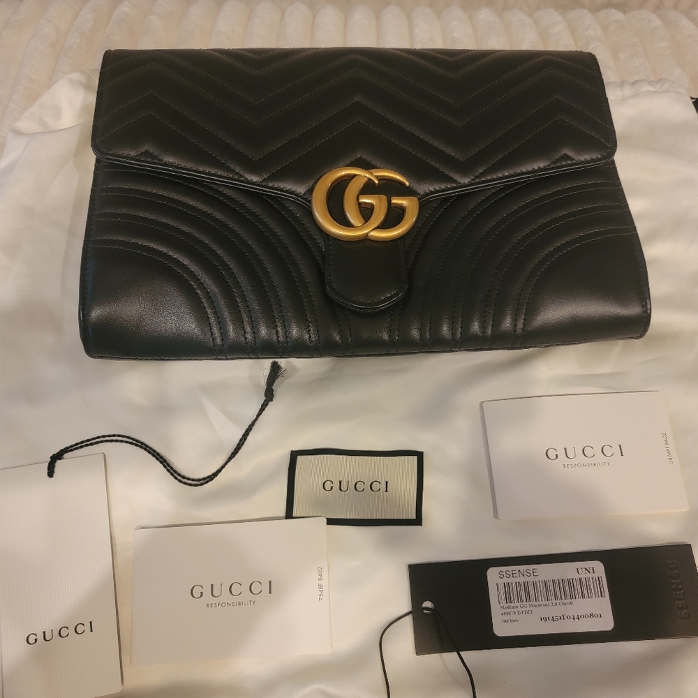 Gucci Marmont GG Clutch
